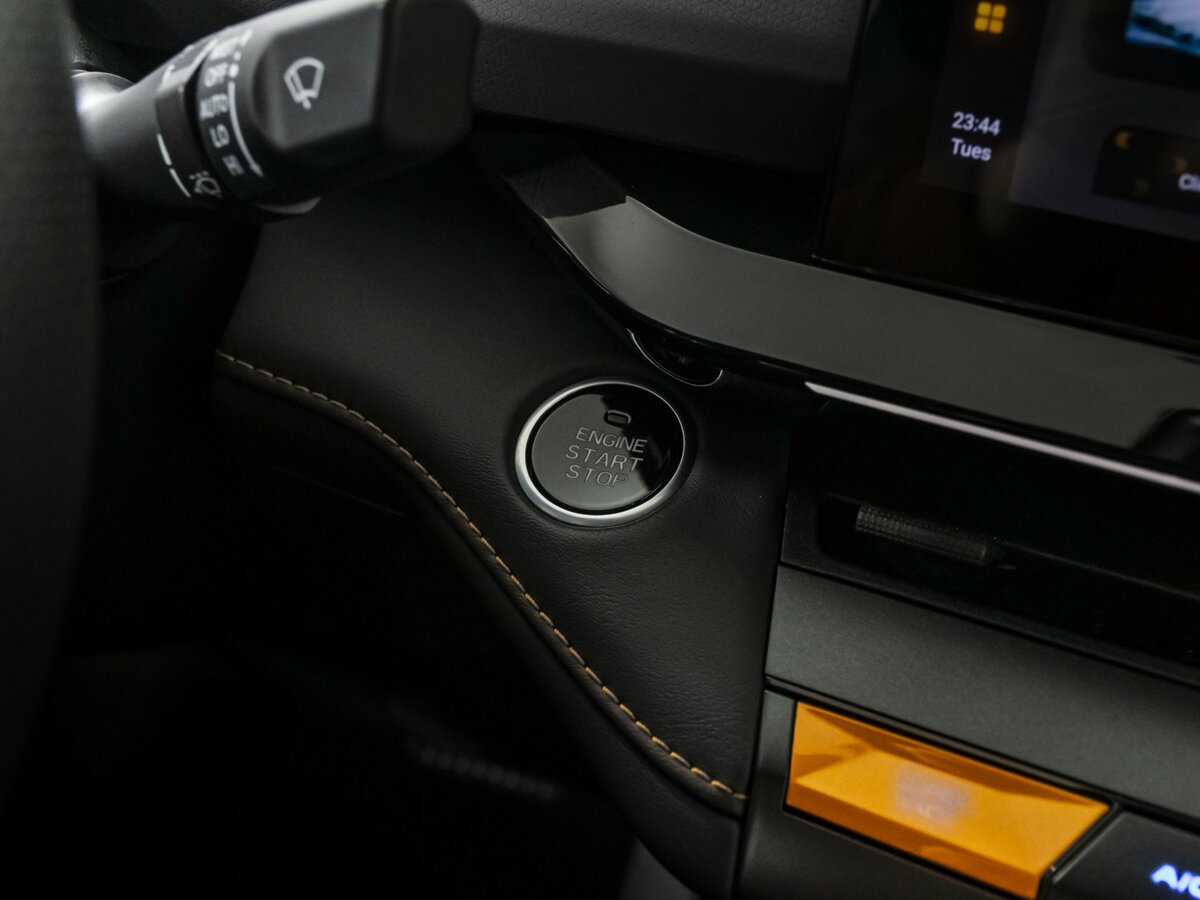 Чанган УНИ-В б/у, 2023, Роботизированная. Фото: #15