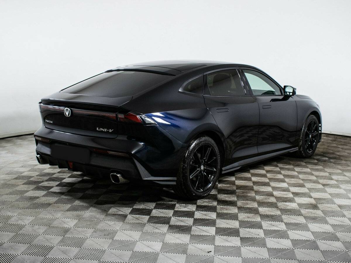 Чанган УНИ-В б/у, 2022, Роботизированная. Фото: #3