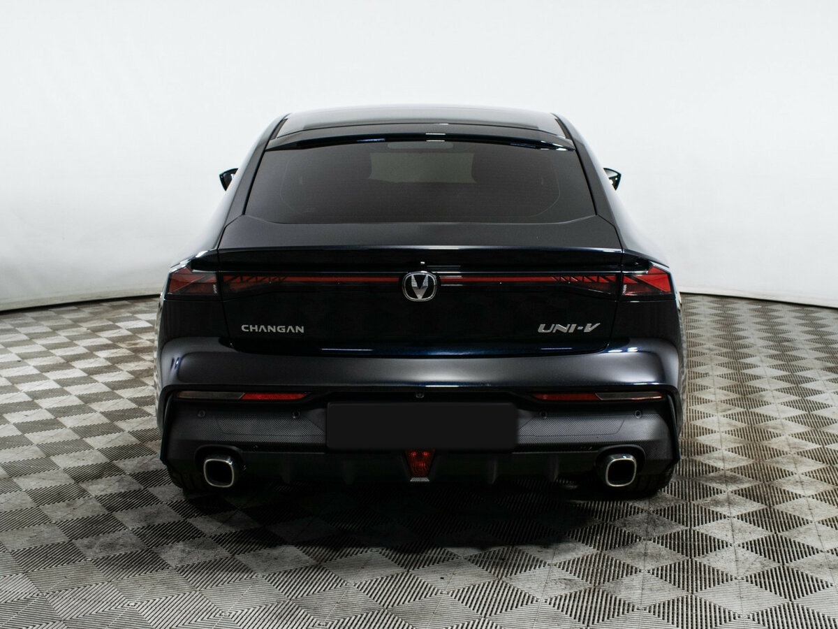 Чанган УНИ-В б/у, 2022, Роботизированная. Фото: #4