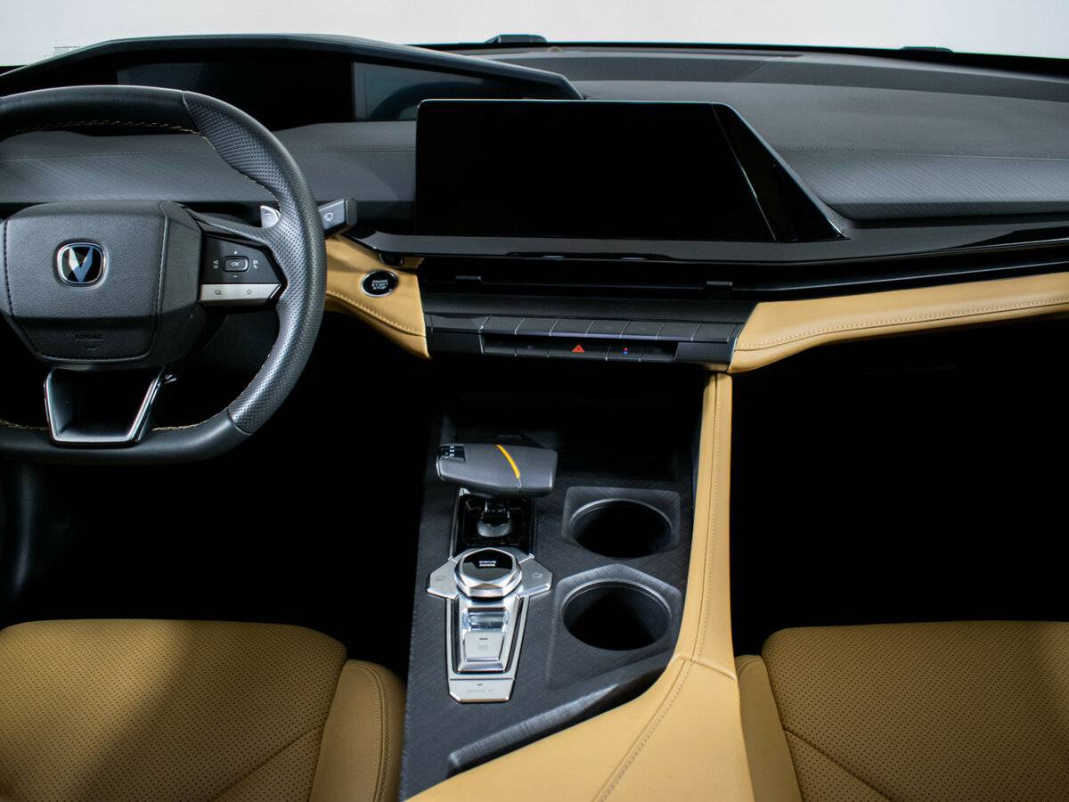 Чанган УНИ-В б/у, 2022, Роботизированная. Фото: #8