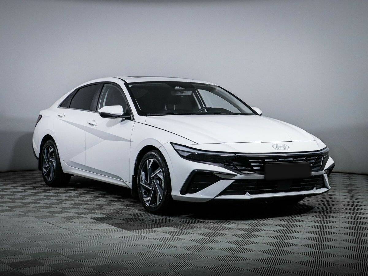 Hyundai Elantra б/у, 2024, Вариатор. Фото: #2