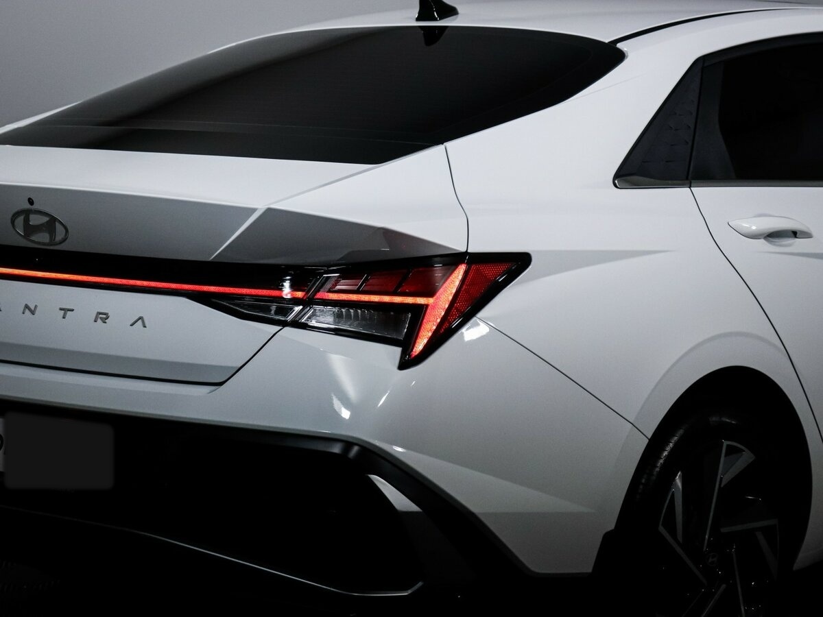 Hyundai Elantra б/у, 2024, Вариатор. Фото: #12