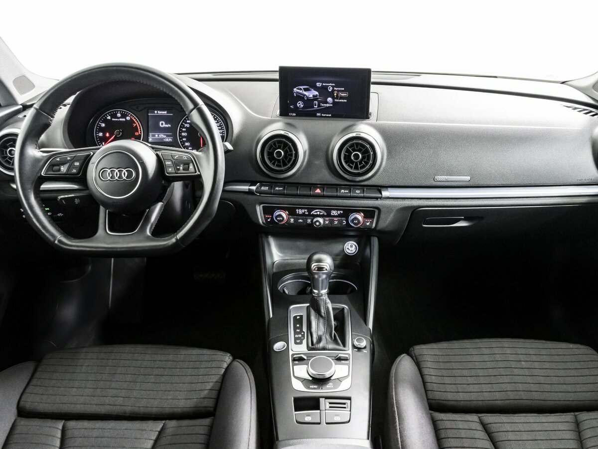 Ауди А3 б/у, 2018, Роботизированная. Фото: #11