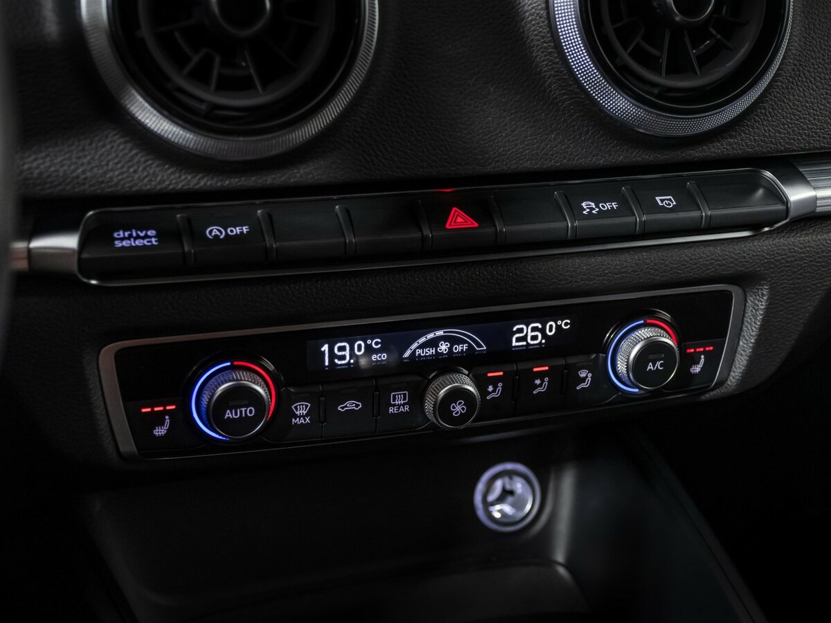 Ауди А3 б/у, 2018, Роботизированная. Фото: #13