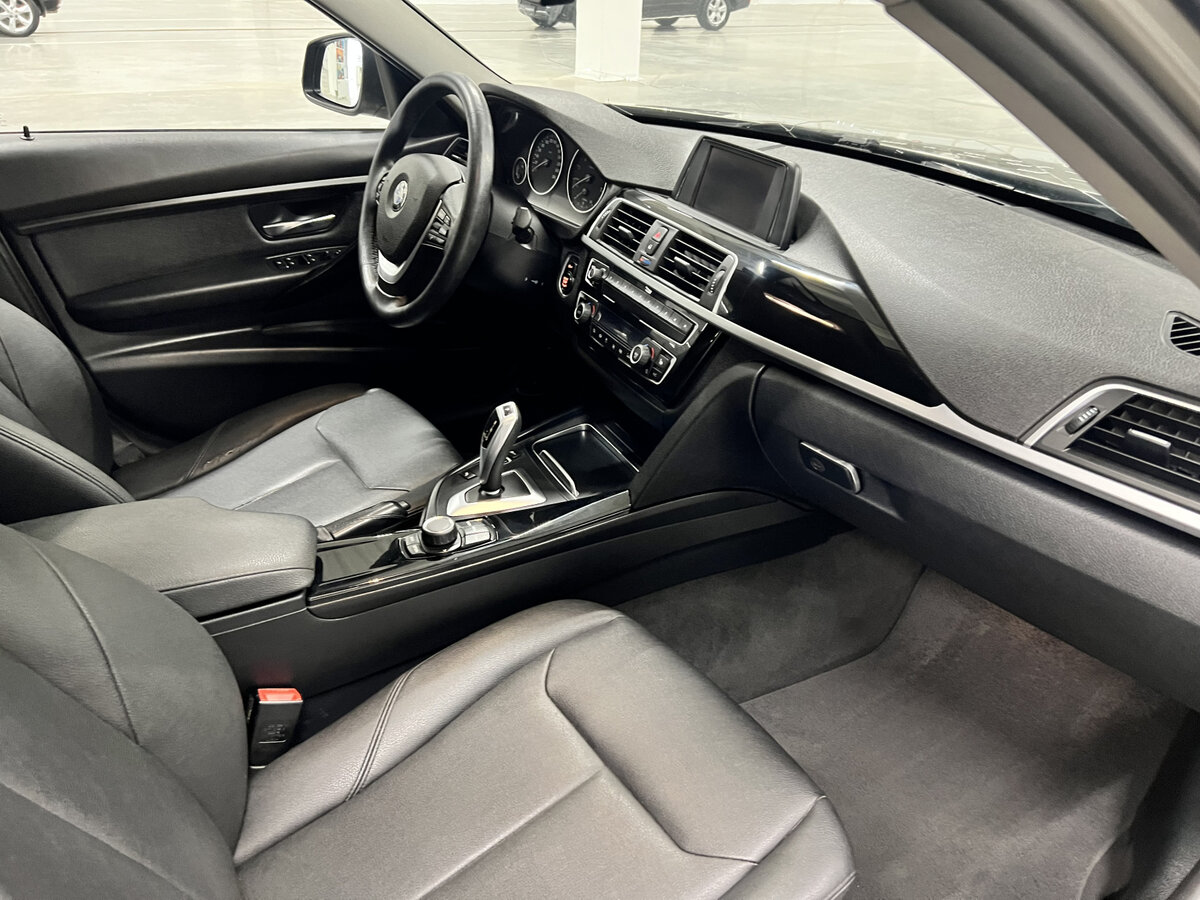 БМВ 3 серии б/у, 2018, Автоматическая. Фото: #10