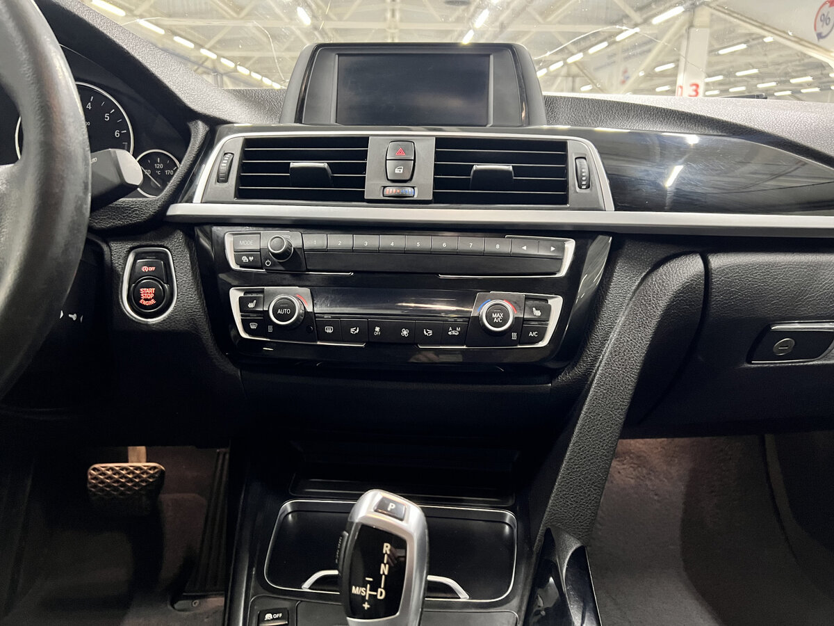 БМВ 3 серии б/у, 2018, Автоматическая. Фото: #14