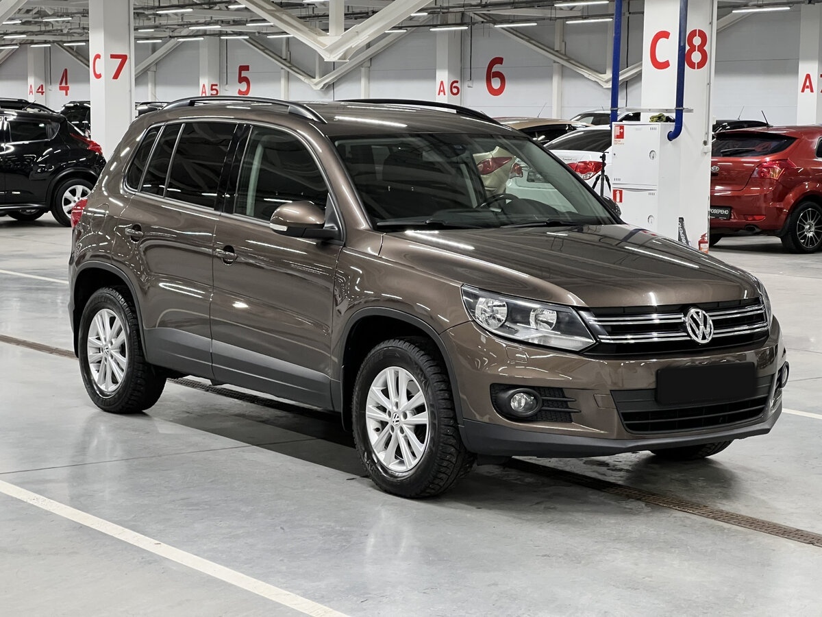 Volkswagen Tiguan б/у, 2014, Механическая. Фото: #2