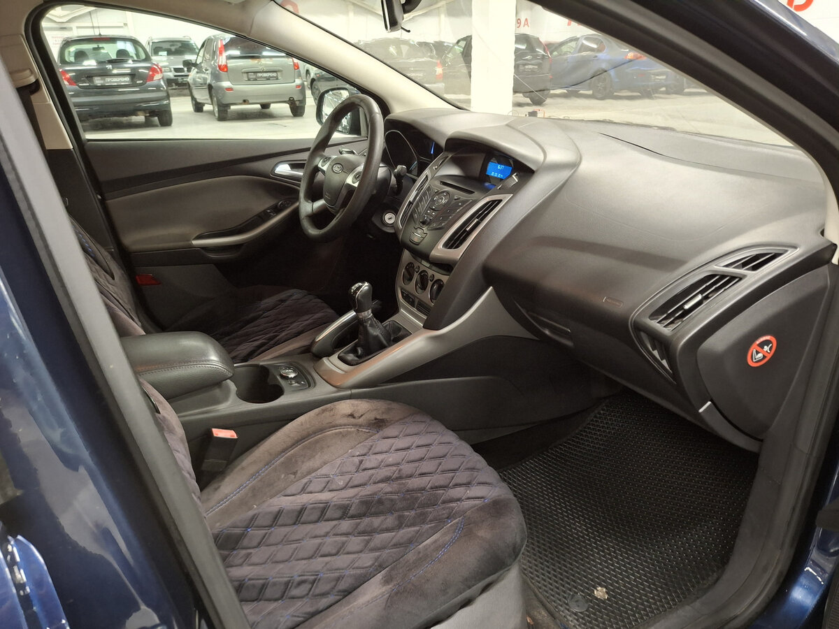 Форд Фокус б/у, 2012, Механическая. Фото: #10