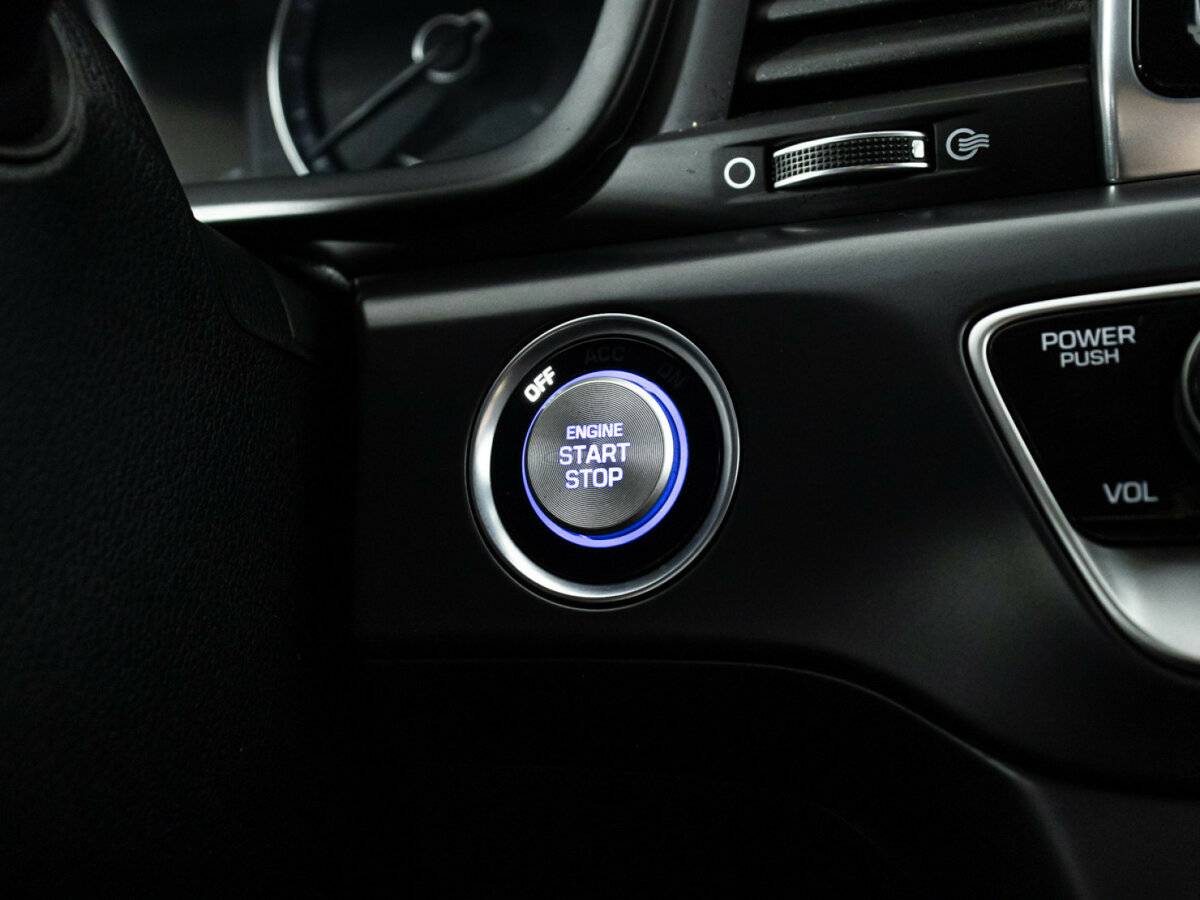 Hyundai Sonata б/у, 2018, Автоматическая. Фото: #14