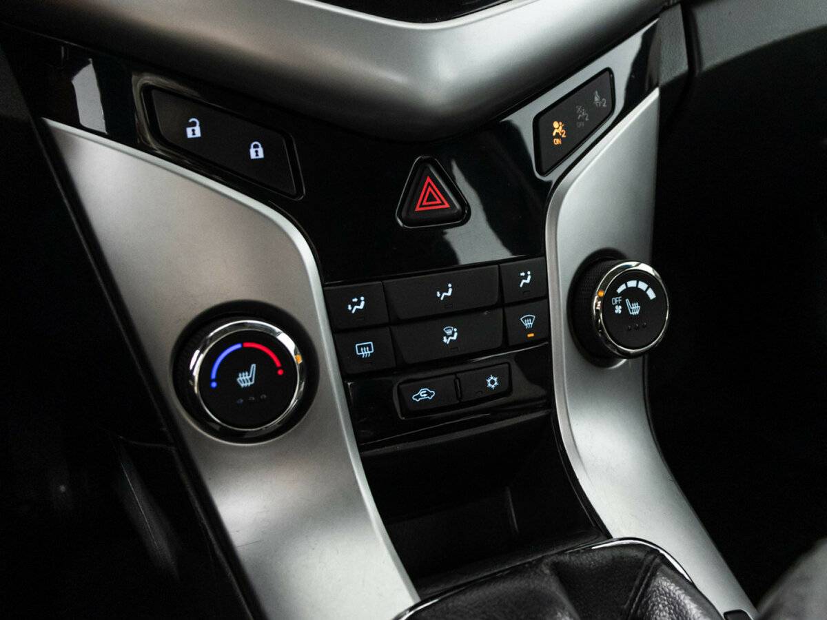 Шевроле Круз б/у, 2012, Механическая. Фото: #14