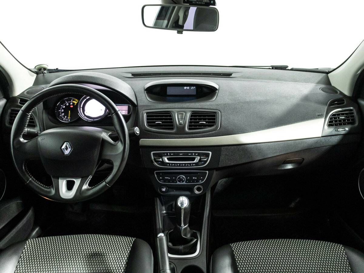 Renault Fluence б/у, 2012, Механическая. Фото: #12