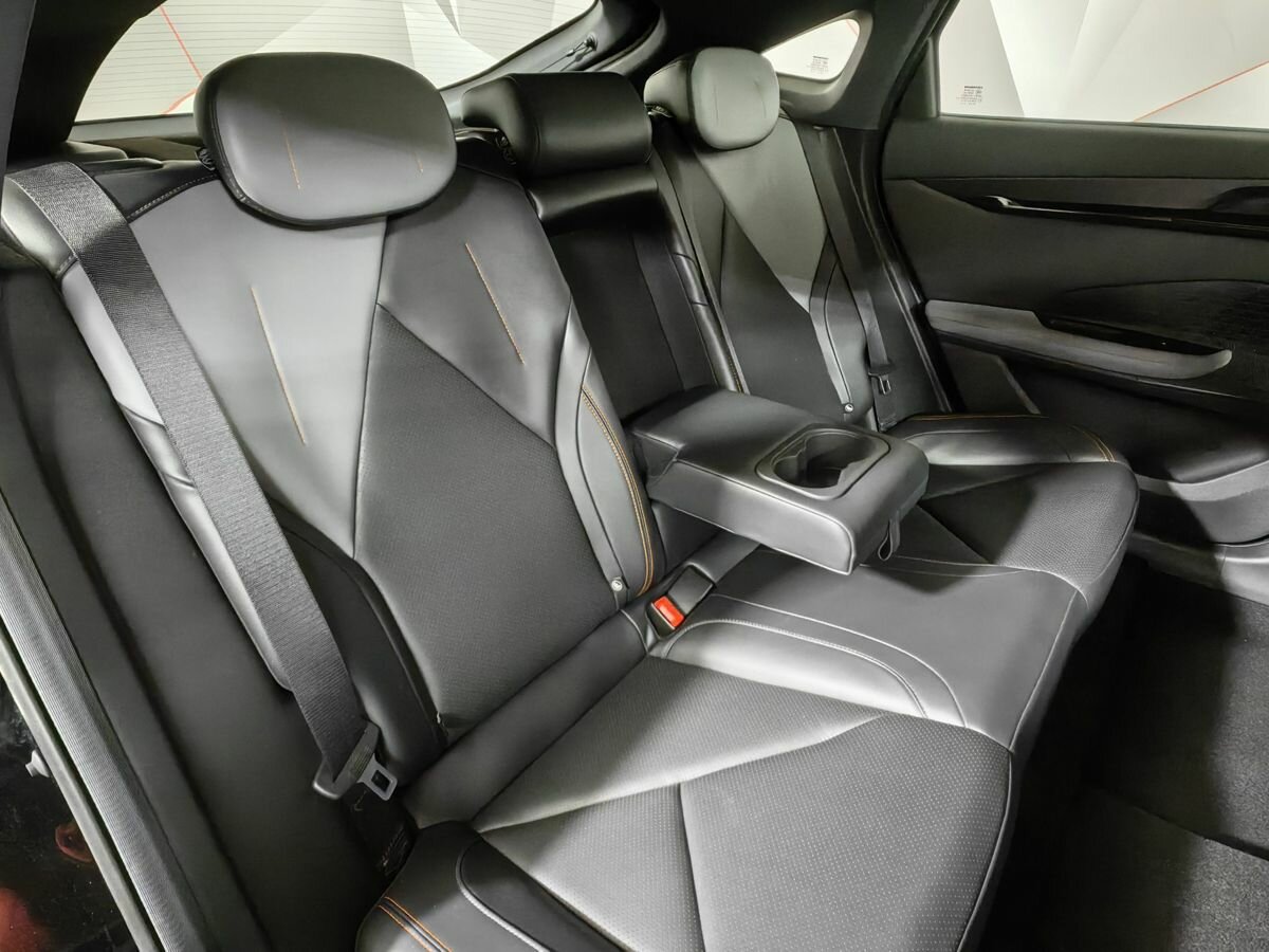 Чанган УНИ-В б/у, 2023, Роботизированная. Фото: #12