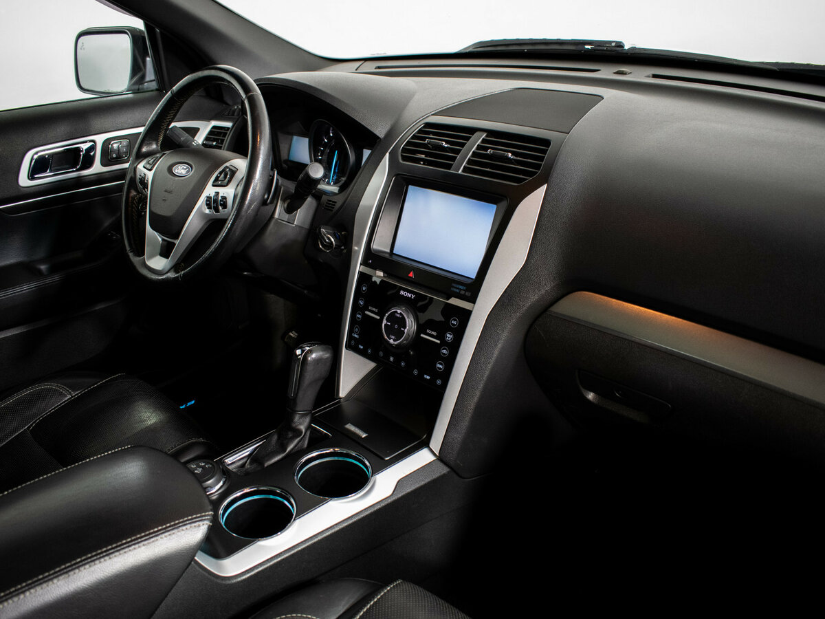 Ford Explorer б/у, 2013, Автоматическая. Фото: #12