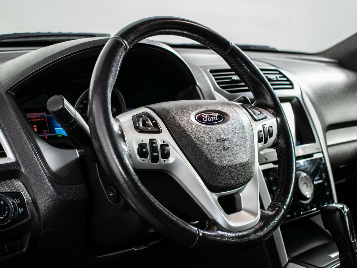 Ford Explorer б/у, 2013, Автоматическая. Фото: #15