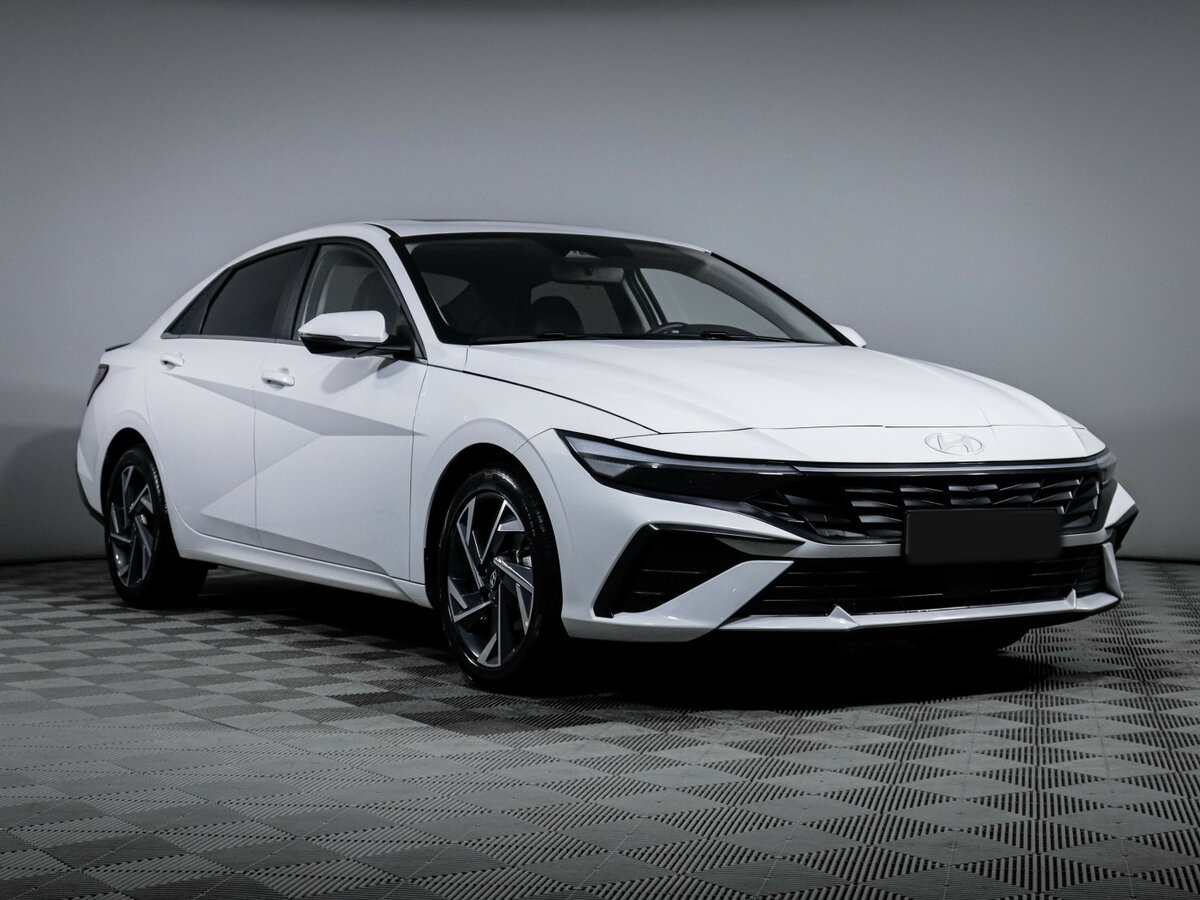 Hyundai Elantra б/у, 2024, Вариатор. Фото: #2