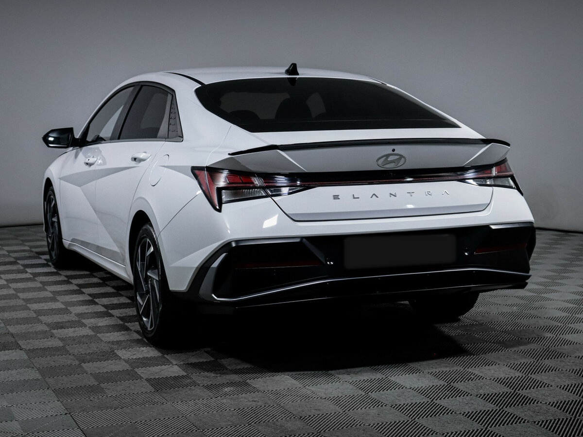 Hyundai Elantra б/у, 2024, Вариатор. Фото: #5
