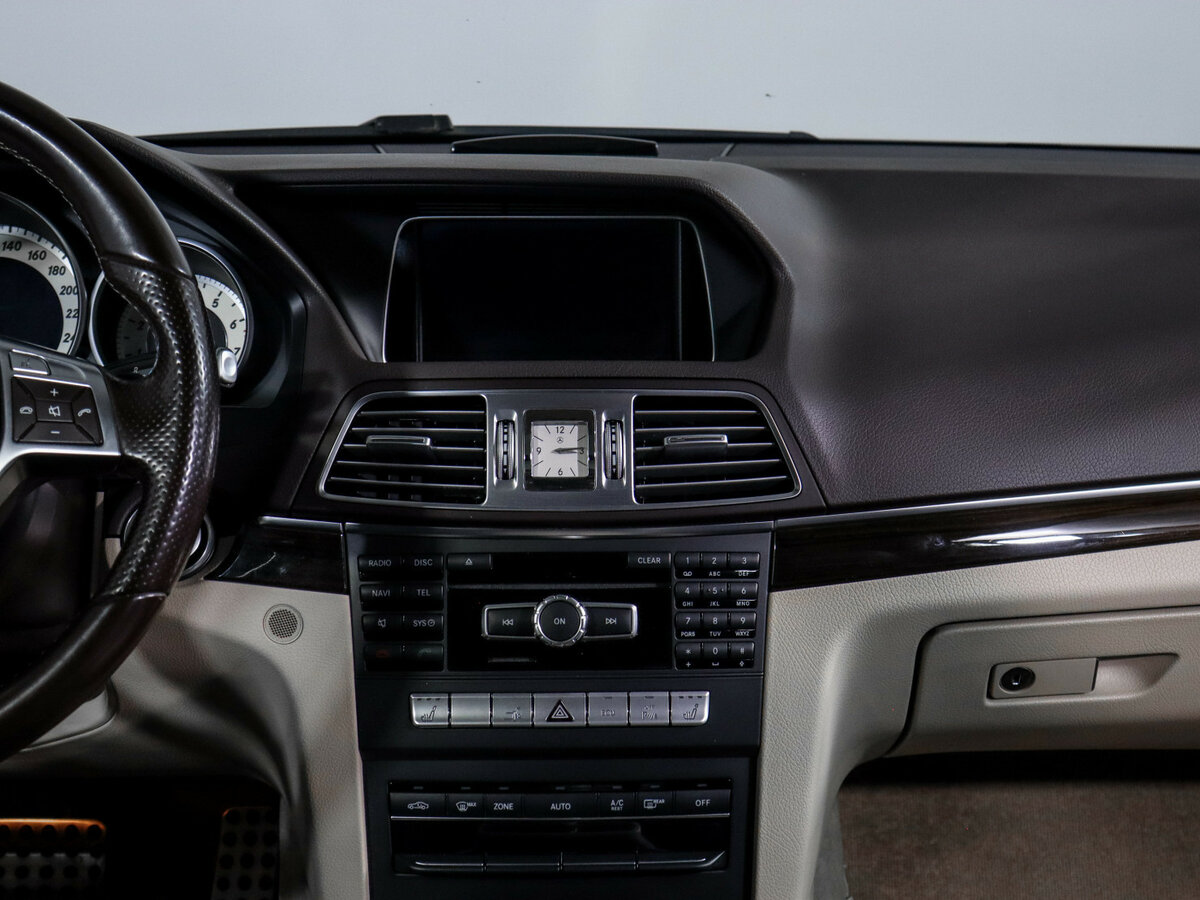 Мерседес-Бенц Е-Класс б/у, 2014, Автоматическая. Фото: #12