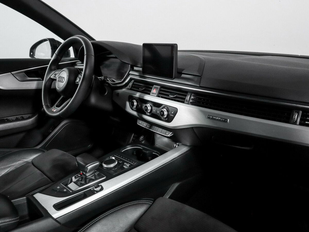 Ауди А4 б/у, 2017, Роботизированная. Фото: #8