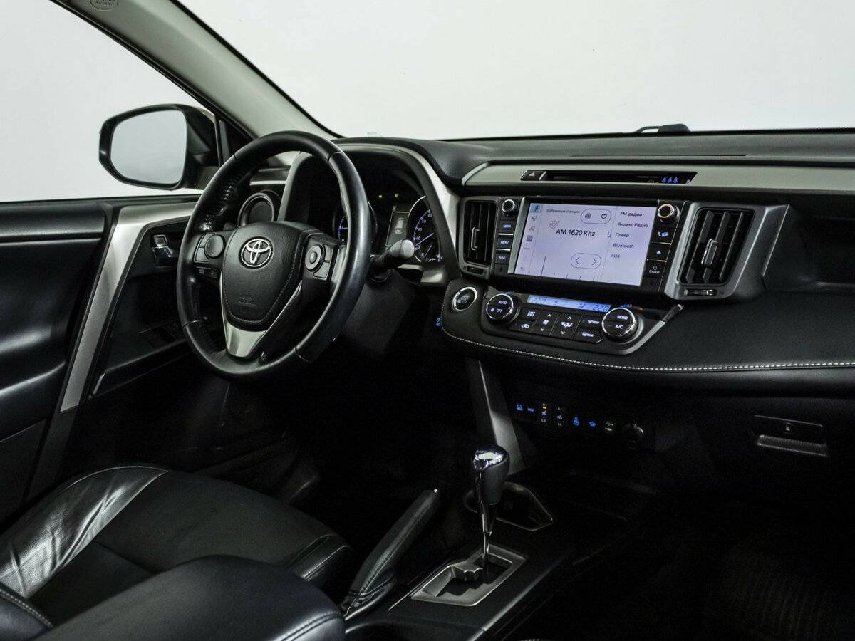 Тойота Рав4 б/у, 2017, Автоматическая. Фото: #6