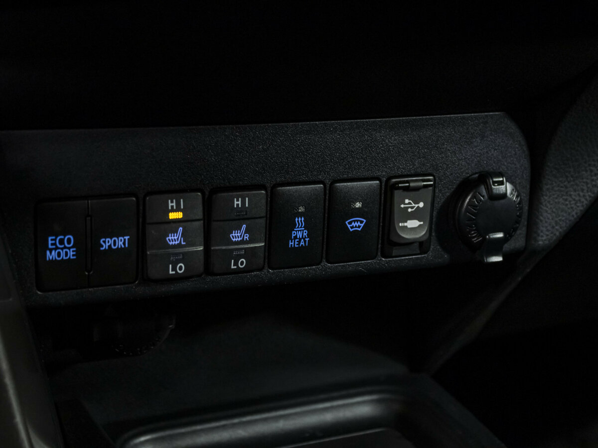 Тойота Рав4 б/у, 2017, Автоматическая. Фото: #14