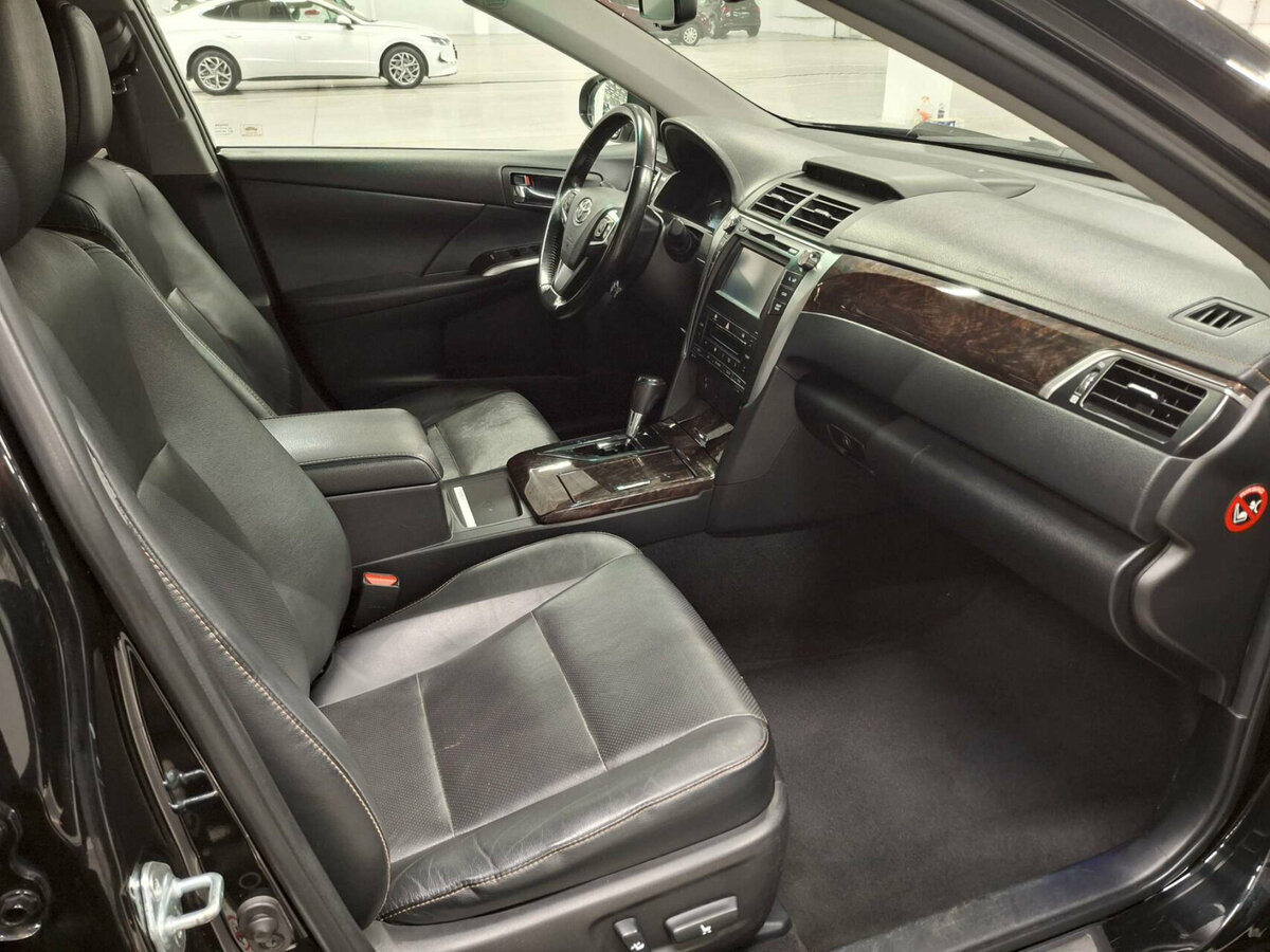 Тойота Камри б/у, 2015, Автоматическая. Фото: #14