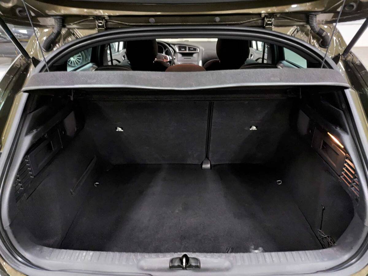 Ситроен ДС4 б/у, 2012, Механическая. Фото: #9