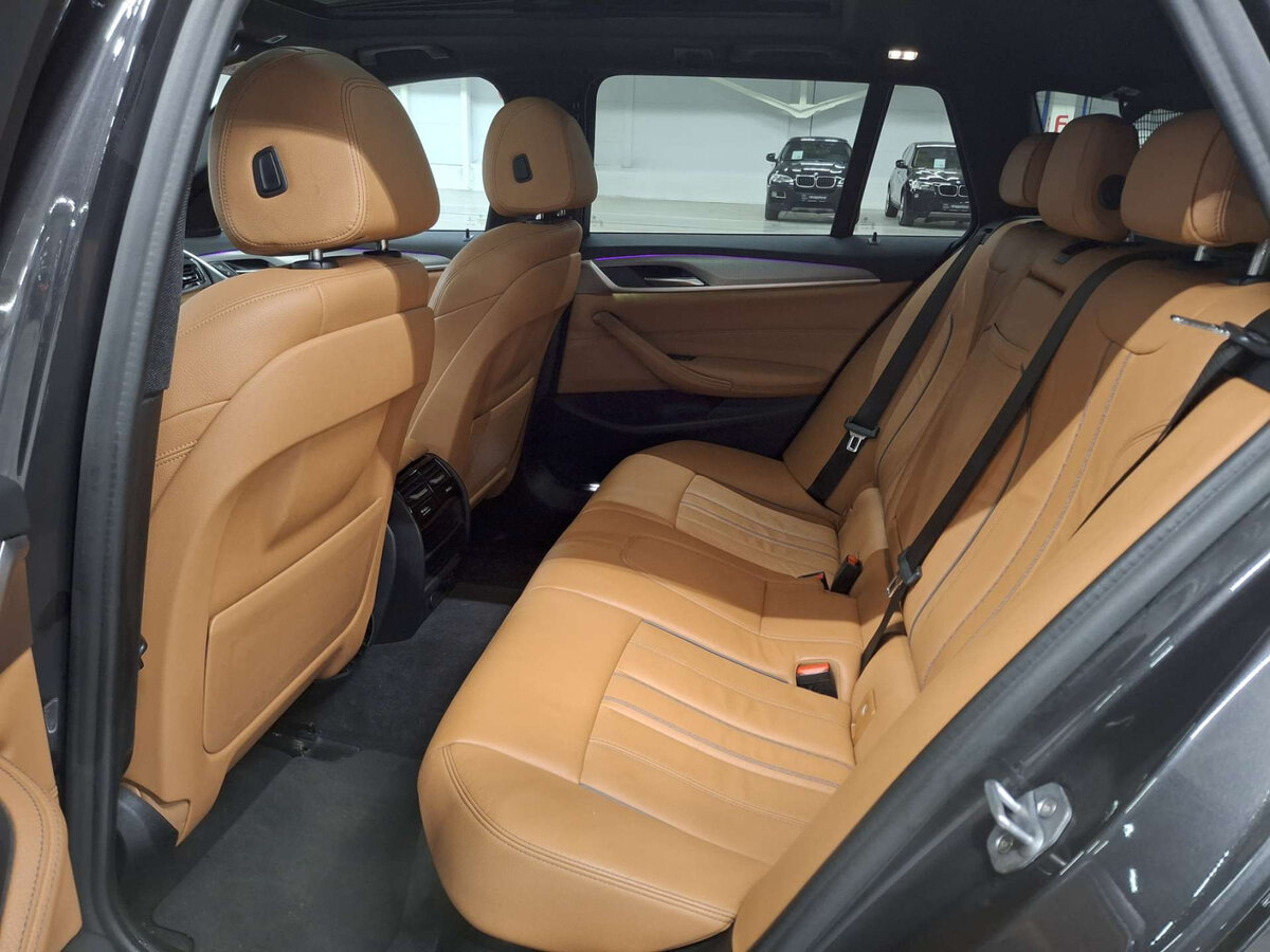 BMW 5 серии б/у, 2018, Автоматическая. Фото: #11