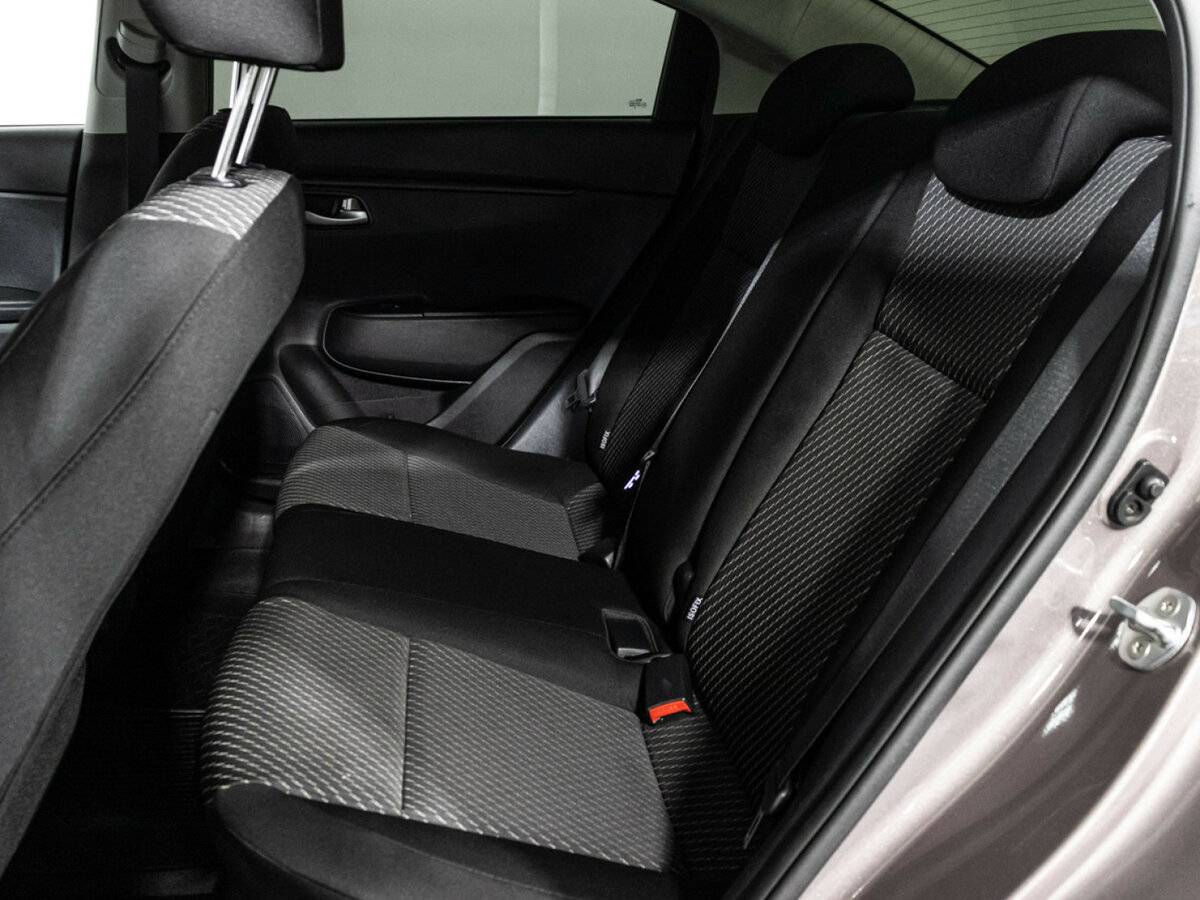 Kia Rio б/у, 2018, Автоматическая. Фото: #9