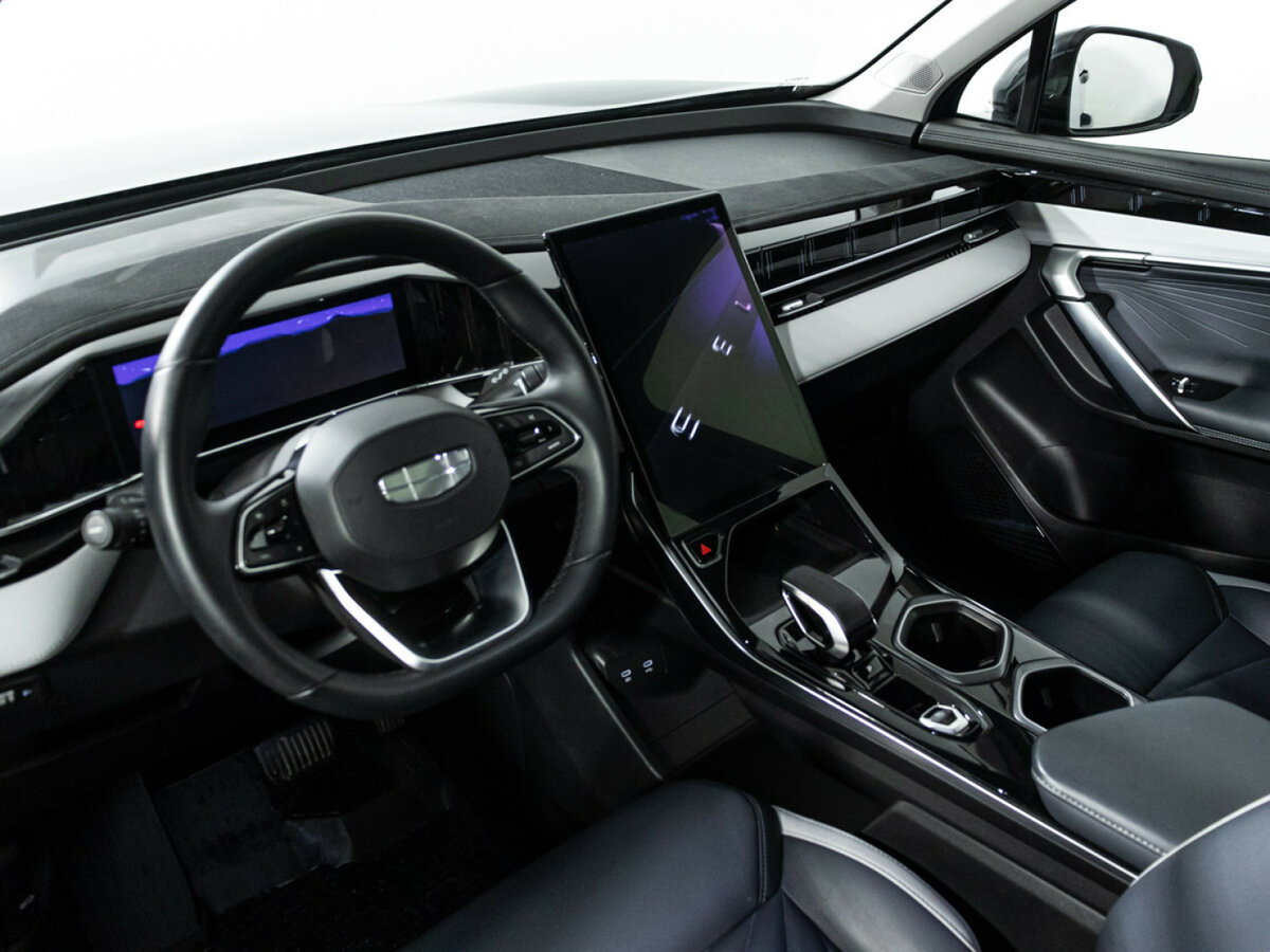 Джили Атлас б/у, 2023, Роботизированная. Фото: #8