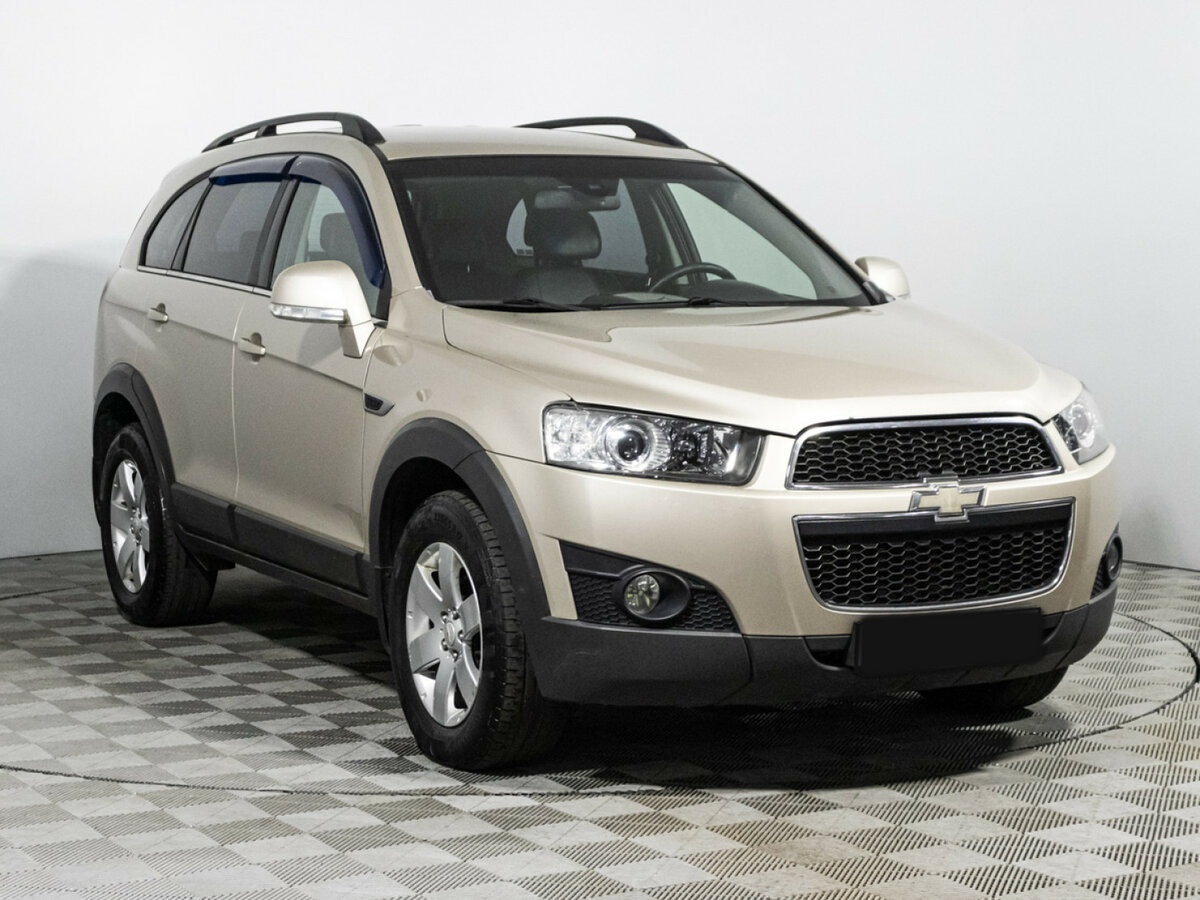Chevrolet Captiva б/у, 2012, Автоматическая. Фото: #2