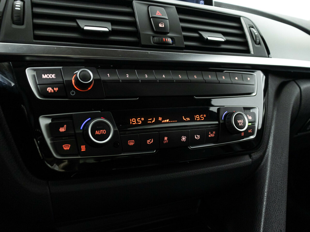 BMW 3 серии б/у, 2018, Автоматическая. Фото: #14