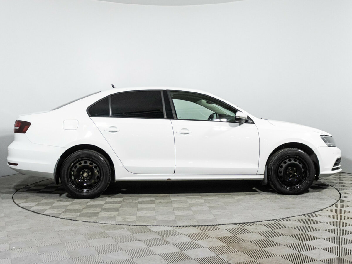 Volkswagen Jetta б/у, 2016, Автоматическая. Фото: #3