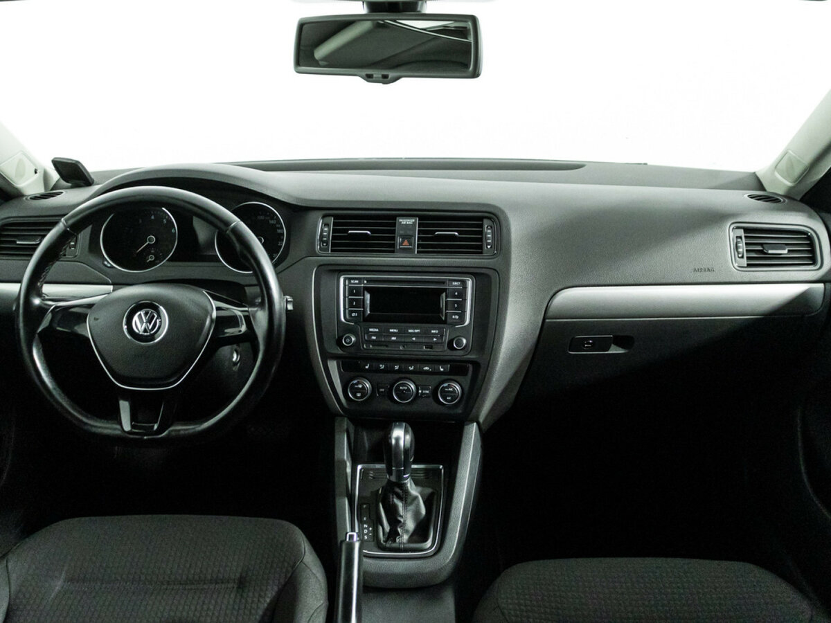 Volkswagen Jetta б/у, 2016, Автоматическая. Фото: #12