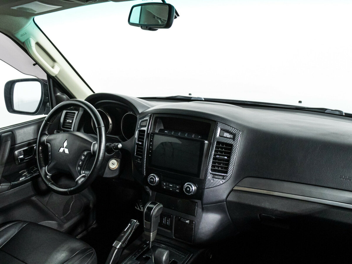 Митсубиши Паджеро б/у, 2015, Автоматическая. Фото: #6
