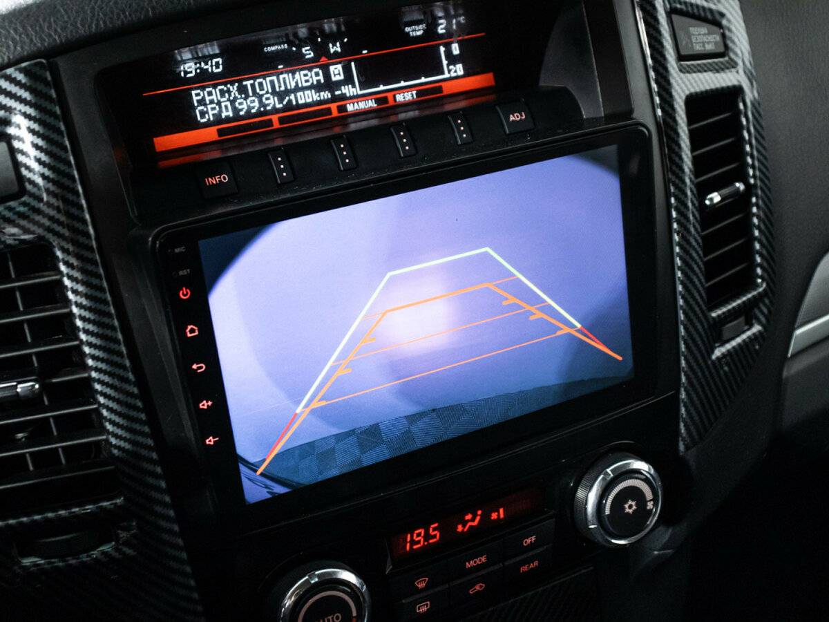 Митсубиши Паджеро б/у, 2015, Автоматическая. Фото: #13