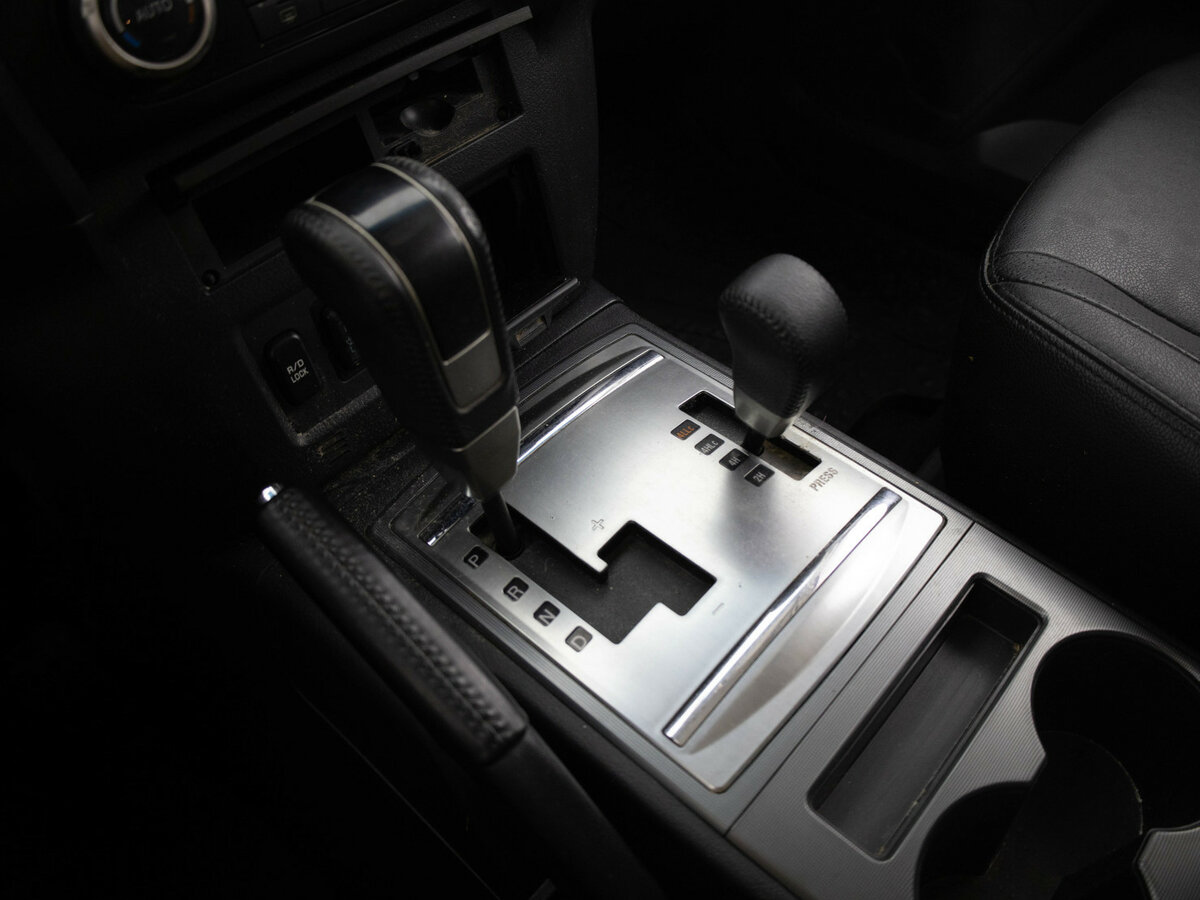 Mitsubishi Pajero б/у, 2013, Автоматическая. Фото: #11