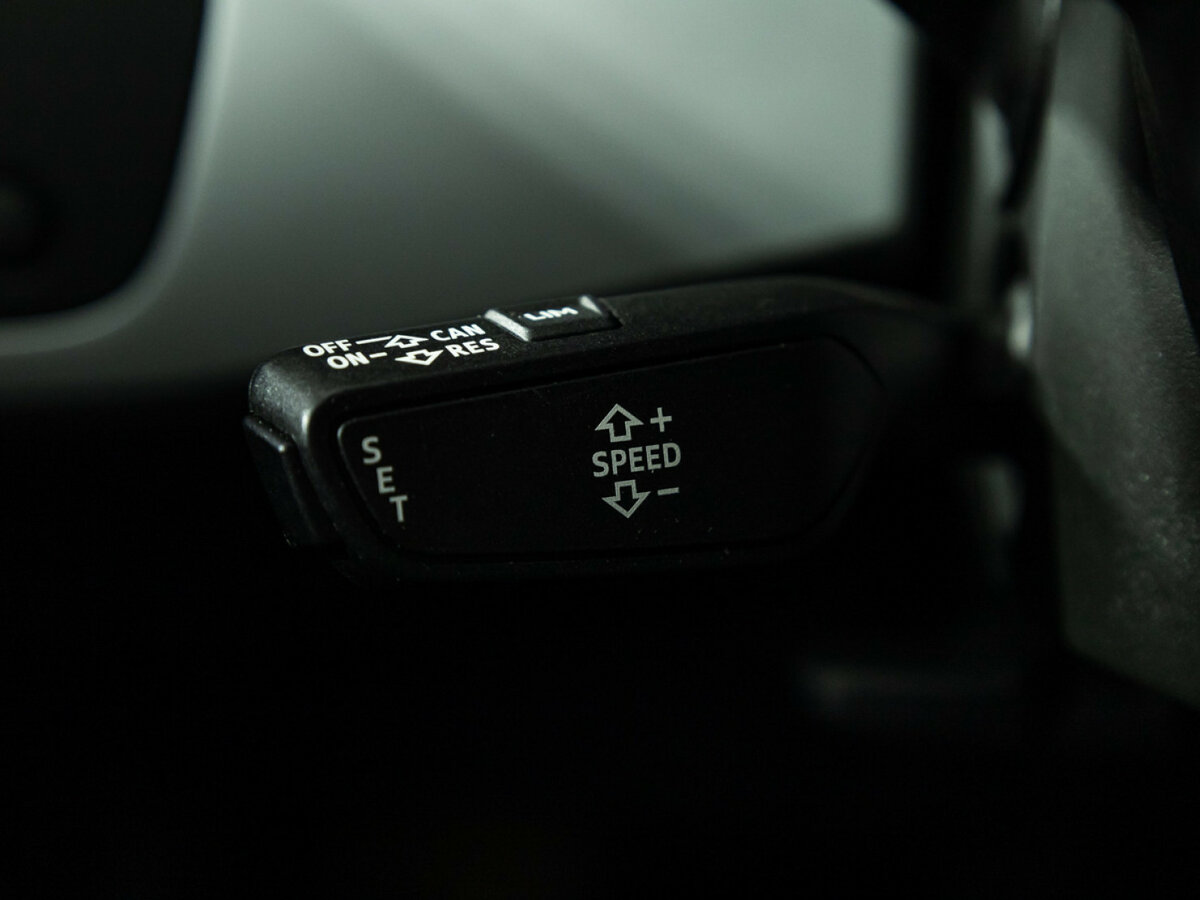 Ауди А4 б/у, 2018, Роботизированная. Фото: #18