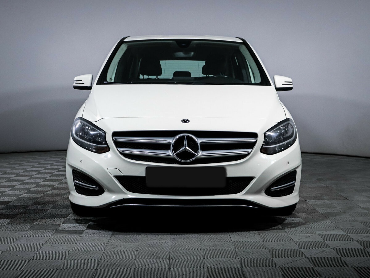 Mercedes-Benz B-Класс б/у, 2018, Роботизированная. Фото: #1