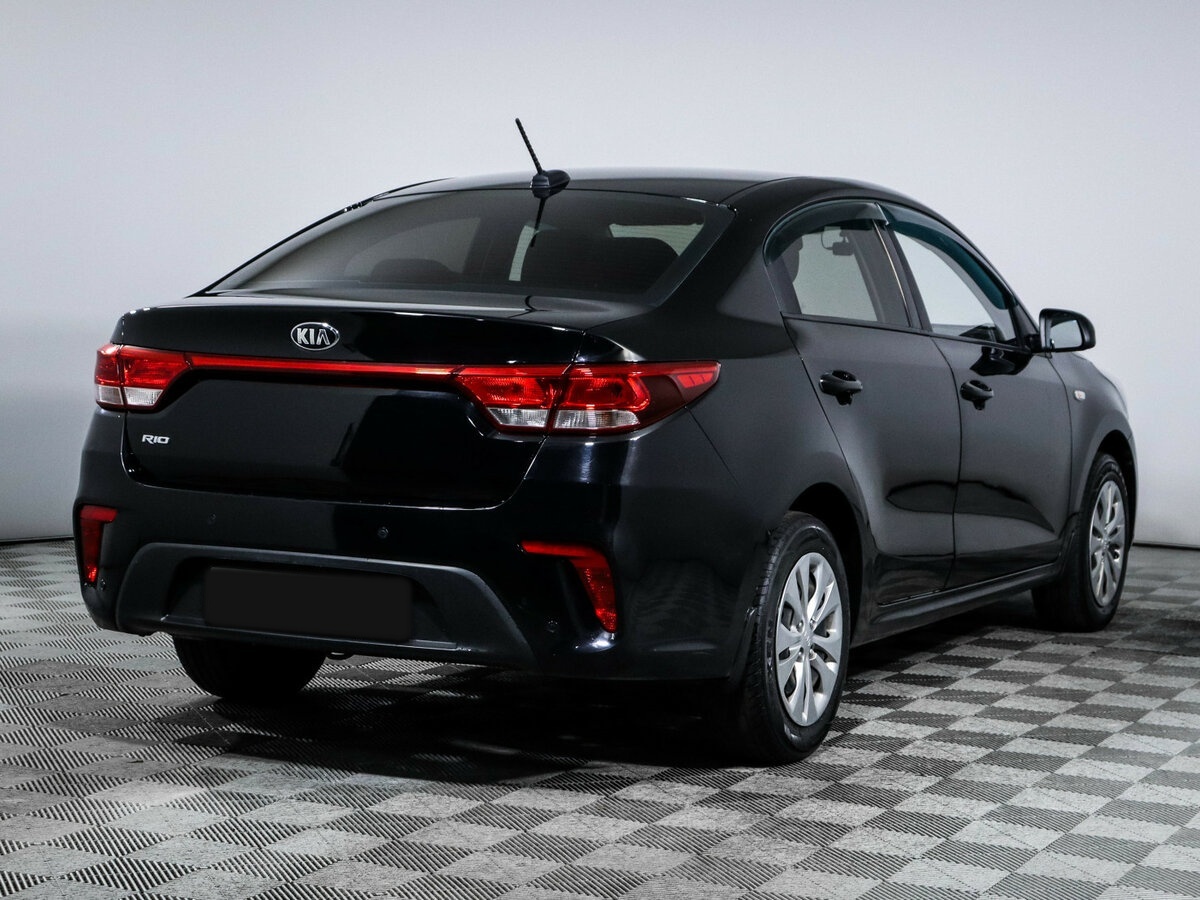 Kia Rio б/у, 2017, Автоматическая. Фото: #3