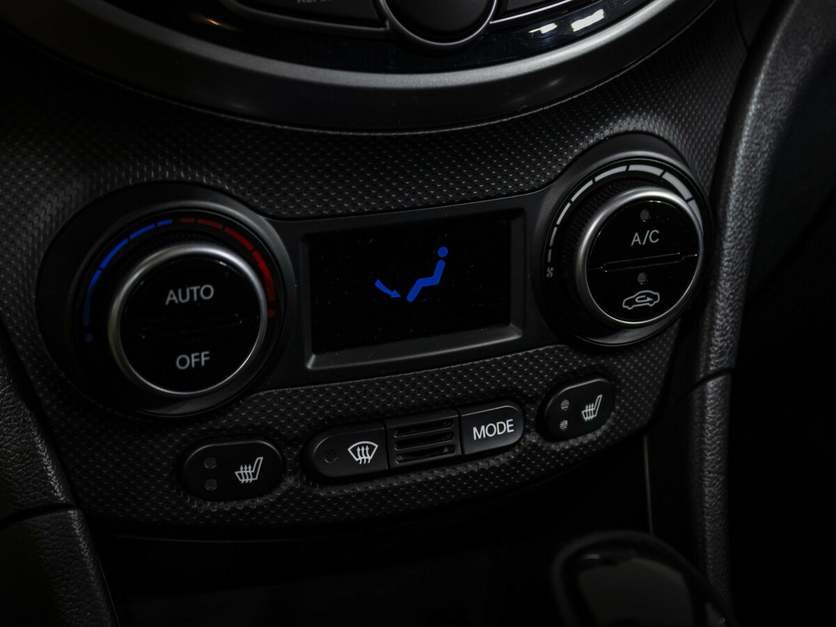 Hyundai Solaris б/у, 2015, Автоматическая. Фото: #13