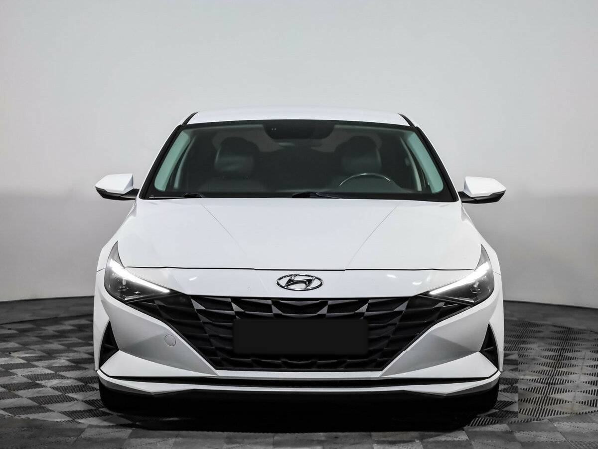 Hyundai Elantra б/у, 2021, Автоматическая. Фото: #1