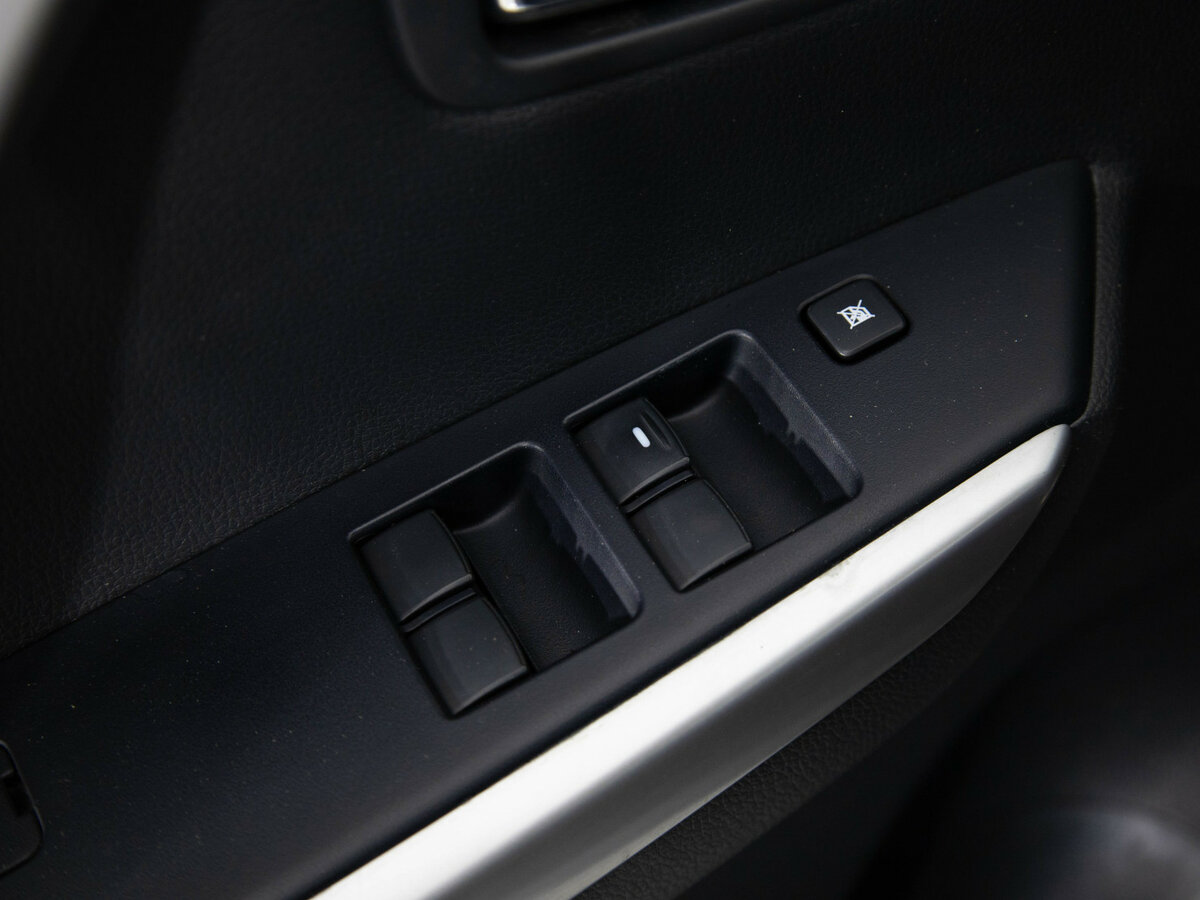 Mitsubishi Pajero Sport б/у, 2016, Автоматическая. Фото: #9