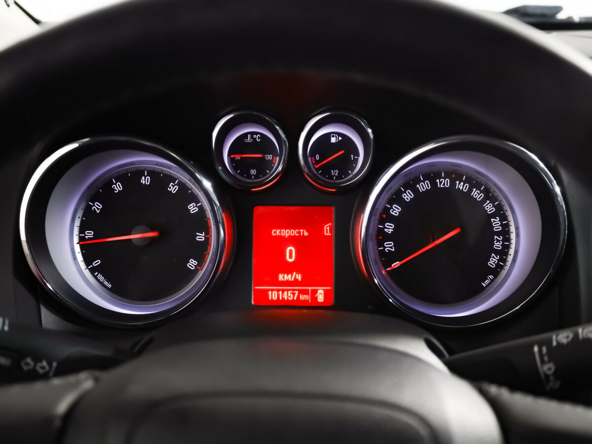 Опель Астра б/у, 2012, Механическая. Фото: #10