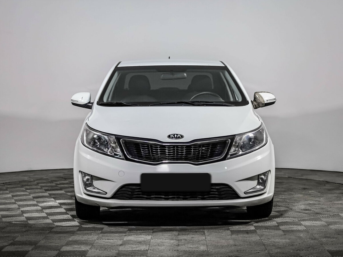 Kia Rio б/у, 2013, Автоматическая. Фото: #1