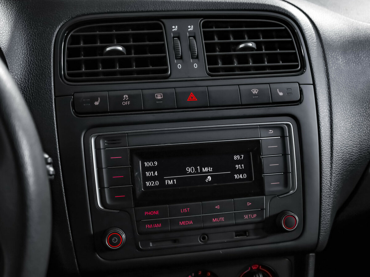 Volkswagen Polo б/у, 2018, Механическая. Фото: #10