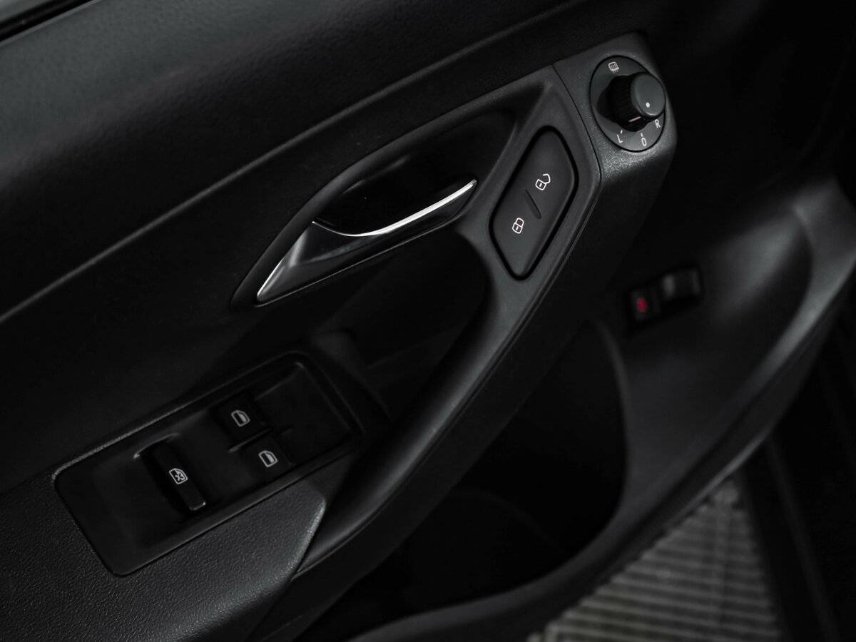 Volkswagen Polo б/у, 2018, Механическая. Фото: #14