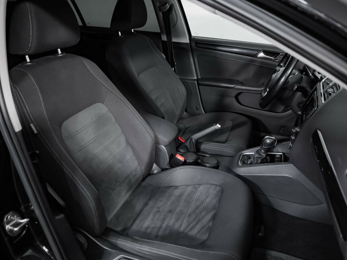 Volkswagen Jetta б/у, 2017, Роботизированная. Фото: #23