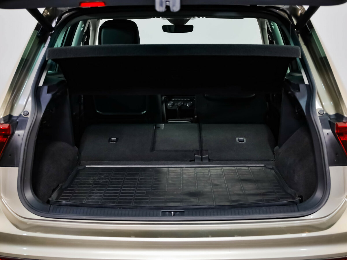 Volkswagen Tiguan б/у, 2020, Роботизированная. Фото: #29