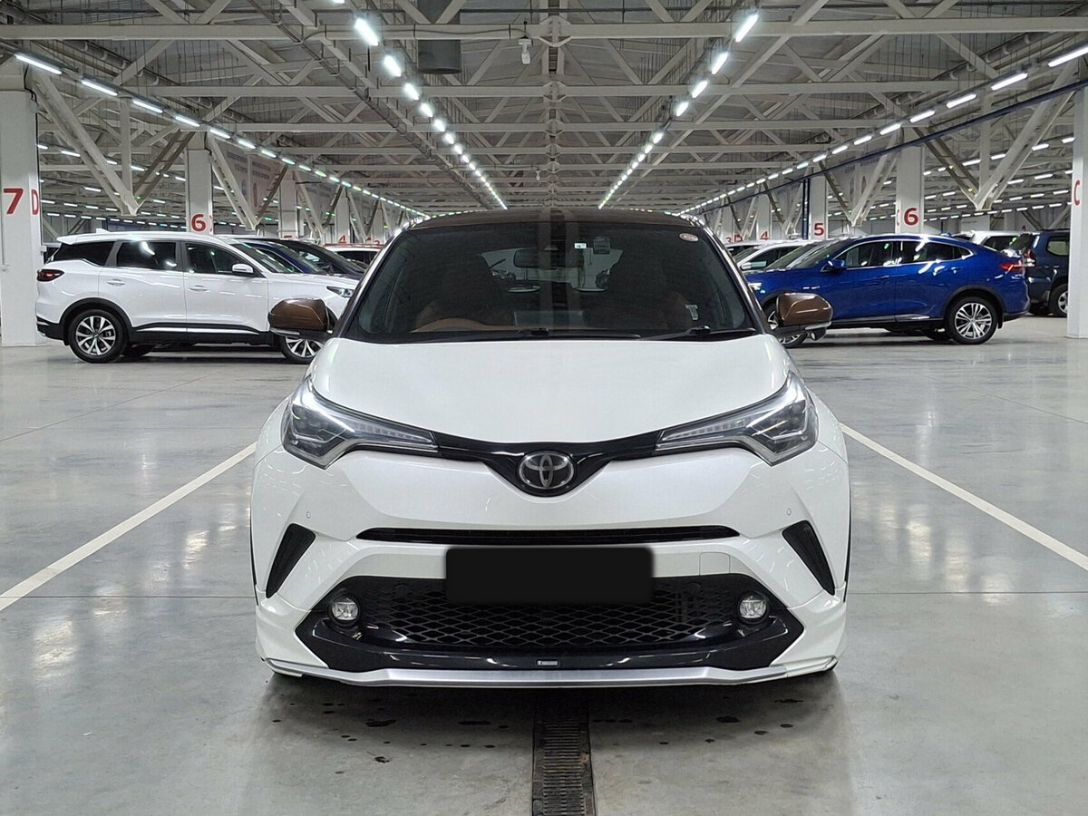 Toyota C-HR б/у, 2019, Вариатор. Фото: #1