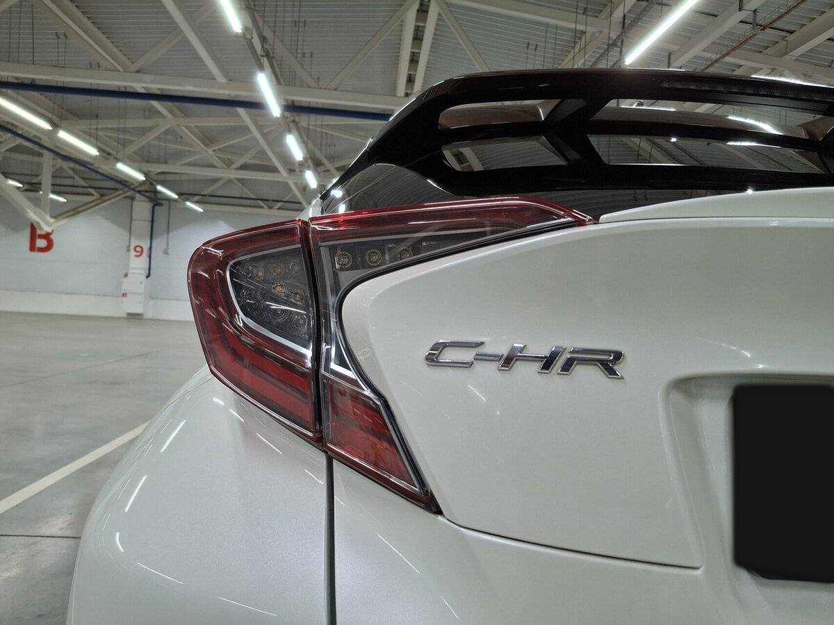 Toyota C-HR б/у, 2019, Вариатор. Фото: #8